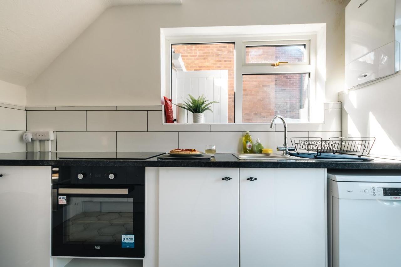3 Bedrooms House Ideal For Long Stays! Southampton Eksteriør billede