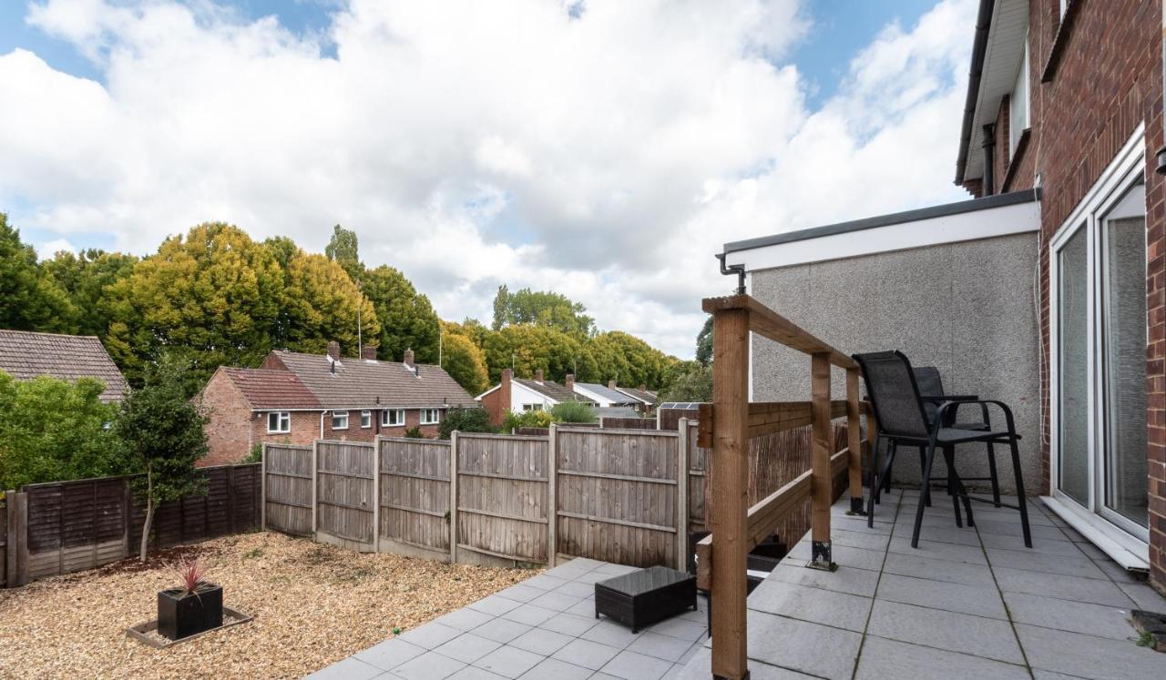 3 Bedrooms House Ideal For Long Stays! Southampton Eksteriør billede